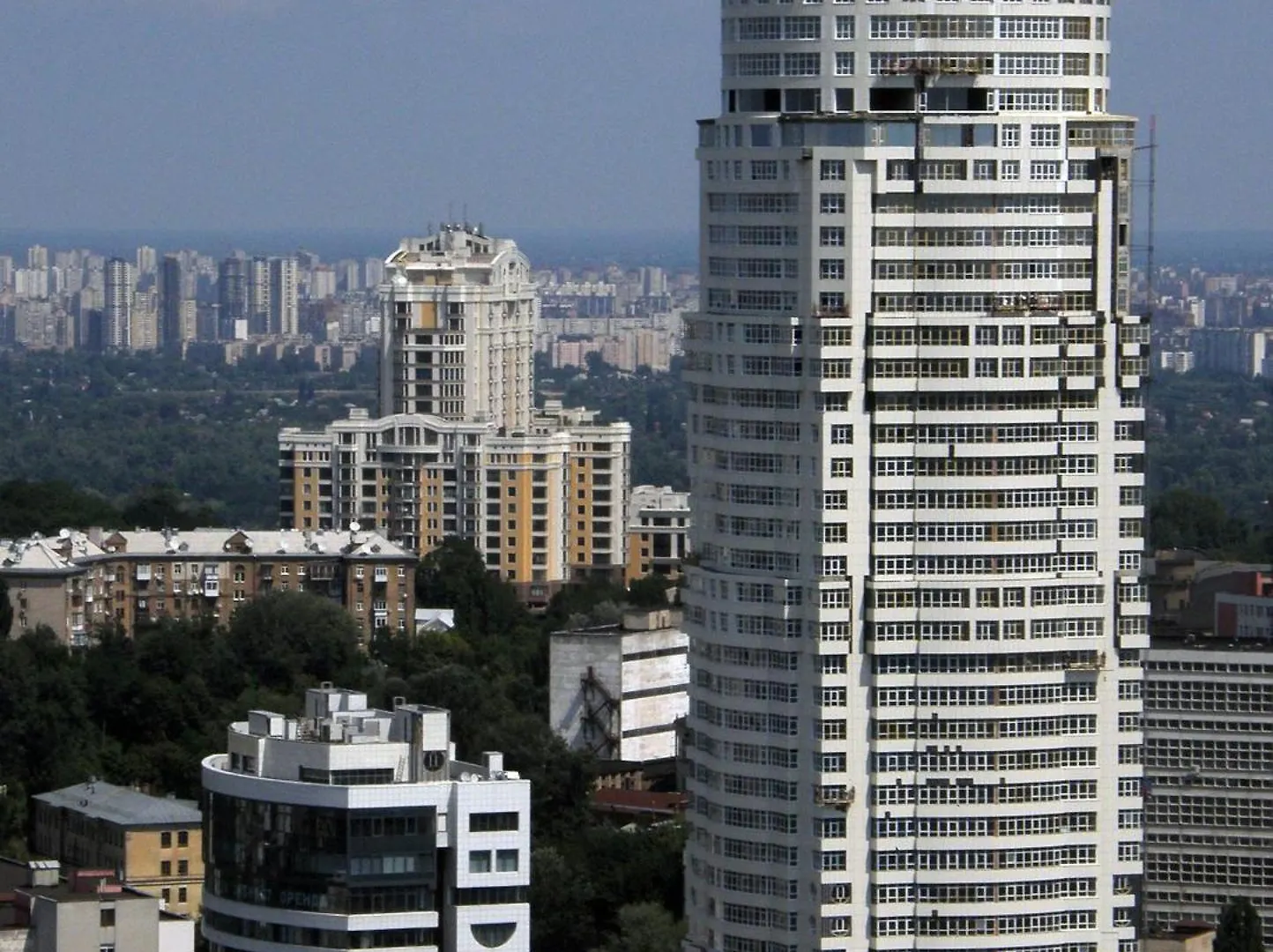 Апартаменты Partner Guest House Klovs'Kyi Киев
