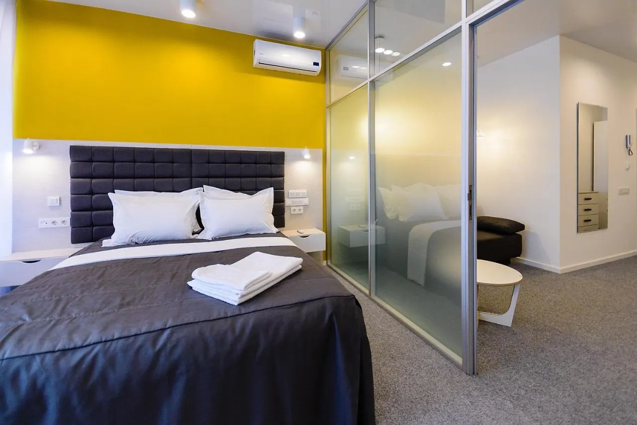 Partner Guest House Klovs'Kyi Kiew Apartment